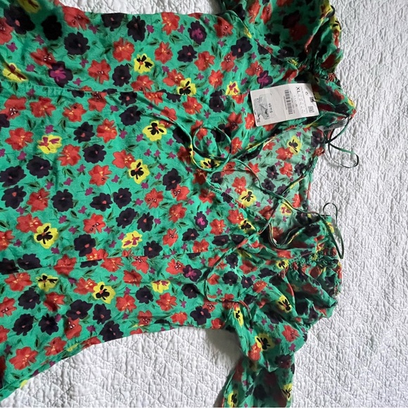 Zara floral summer dress with ruched sleeves and V back with ties - Picture 3 of 5